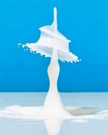 blue time lapse milk splash